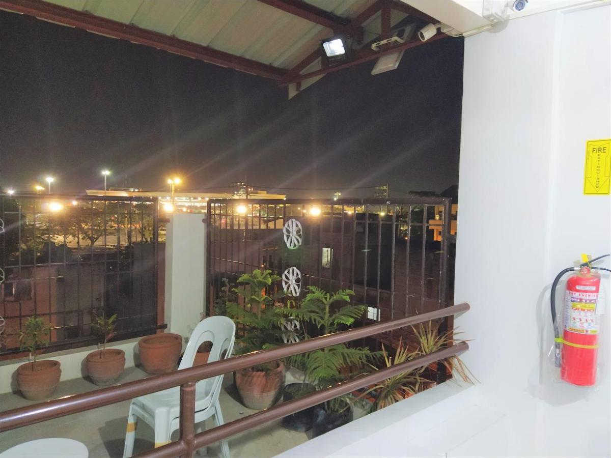 Jb Valdres Apartment مانيلا المظهر الخارجي الصورة