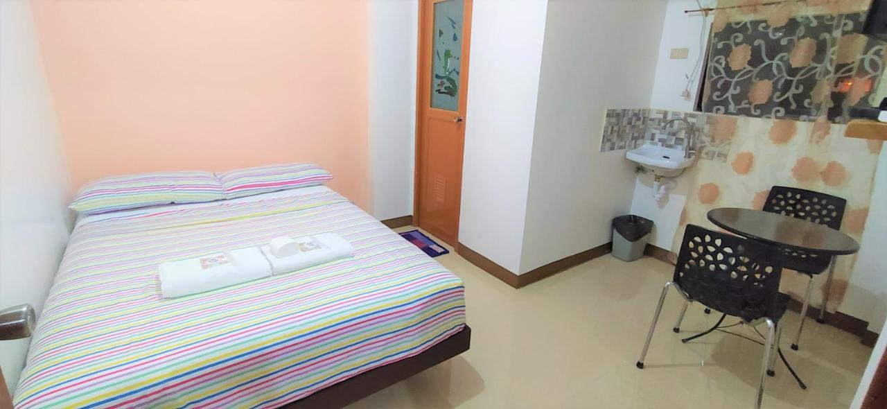 Jb Valdres Apartment مانيلا المظهر الخارجي الصورة